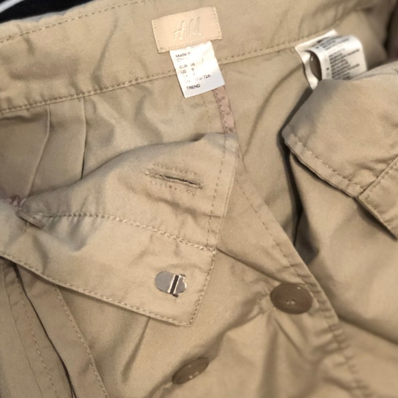 H&M Double-Breasted Safari Cargo Khaki Skirt - Picture 5 of 5